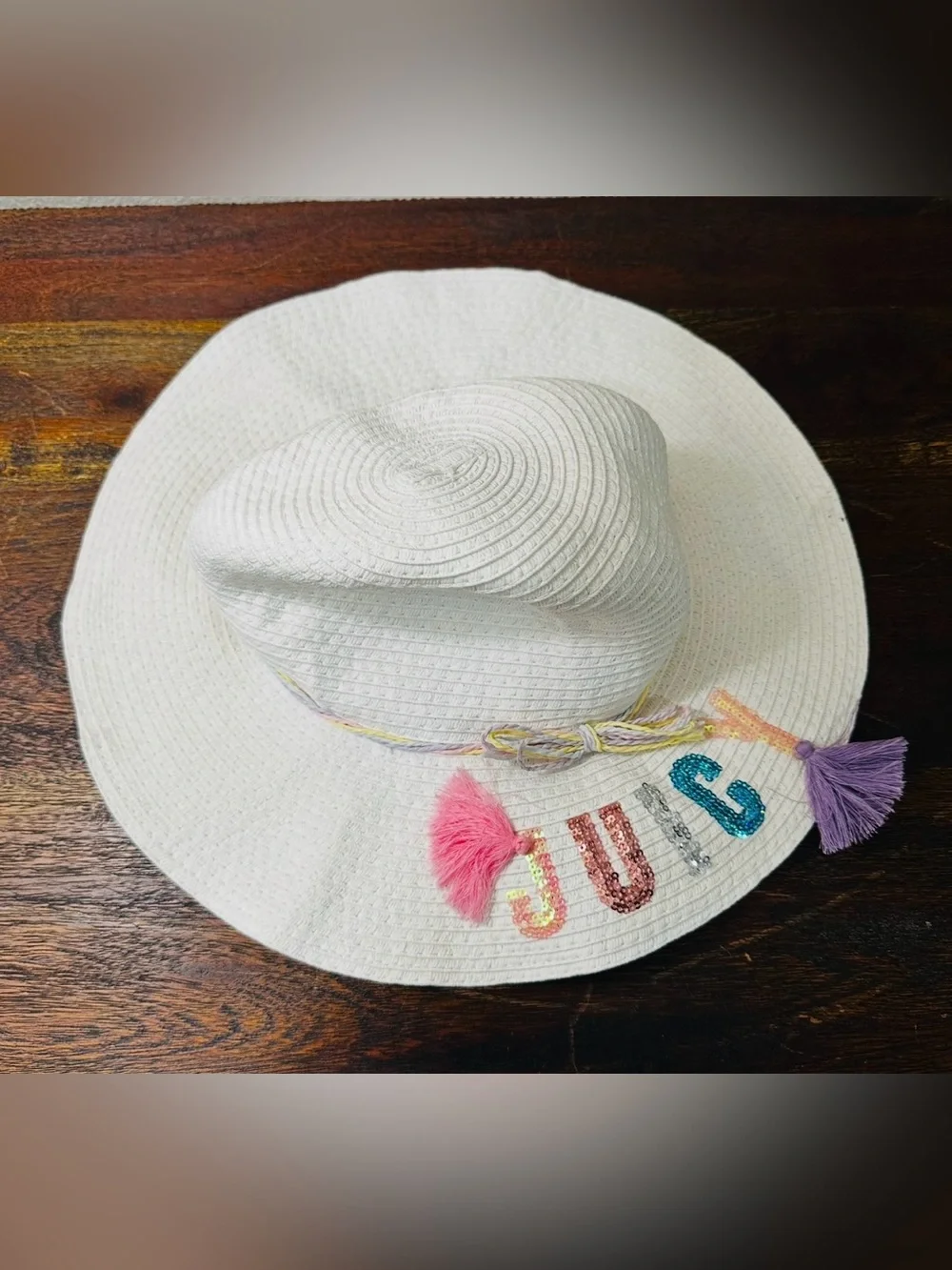 Juicy Couture White Hat with‎ colorful logo kids